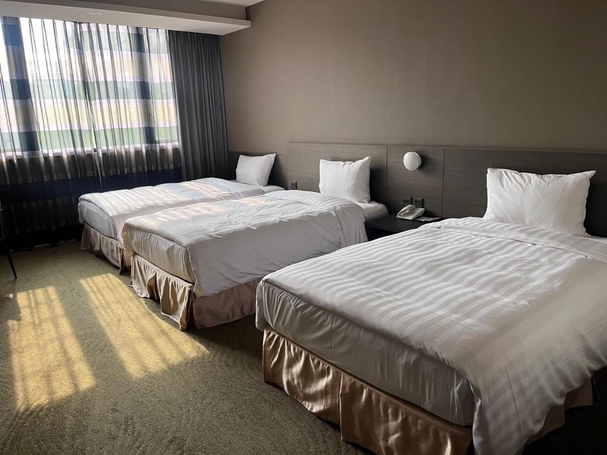 Look Royal Resort Chiayi City Luaran gambar A room at the hotel