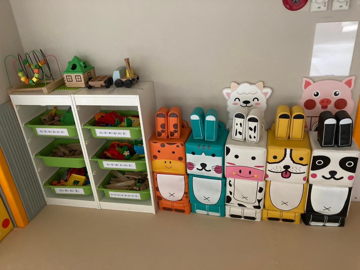 Look Royal Resort Chiayi City Luaran gambar A collection of Duplo sets
