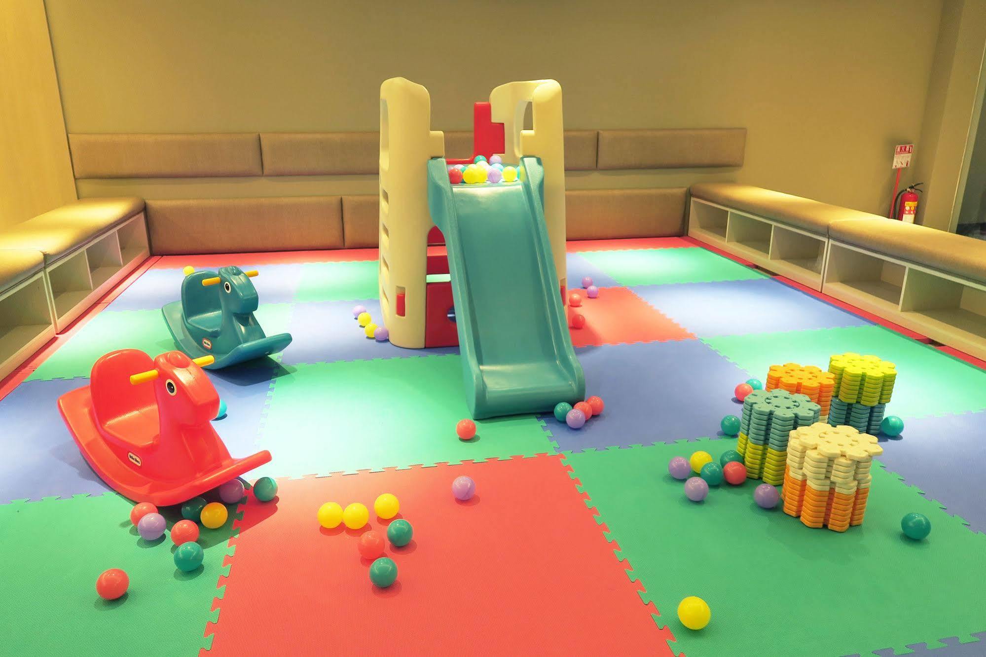 Look Royal Resort Chiayi City Luaran gambar An indoor playground